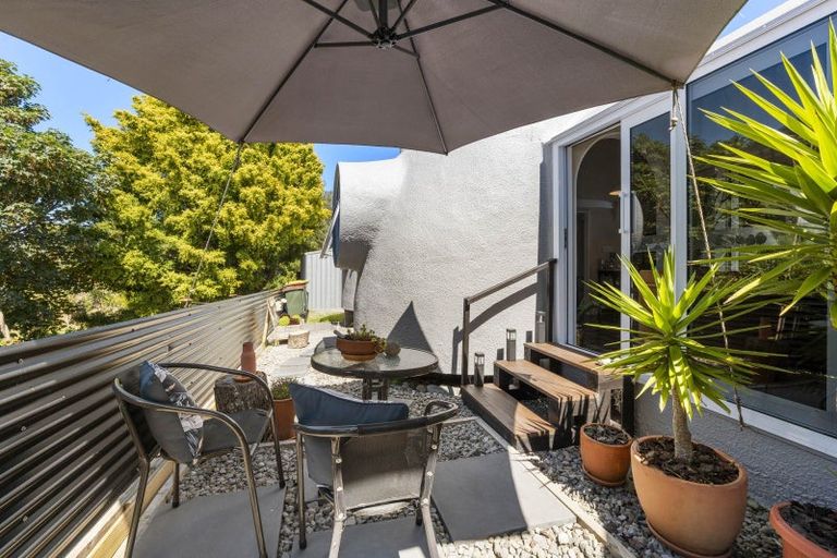 Photo of property in 17 Chartwell Drive, Eltham, 4322