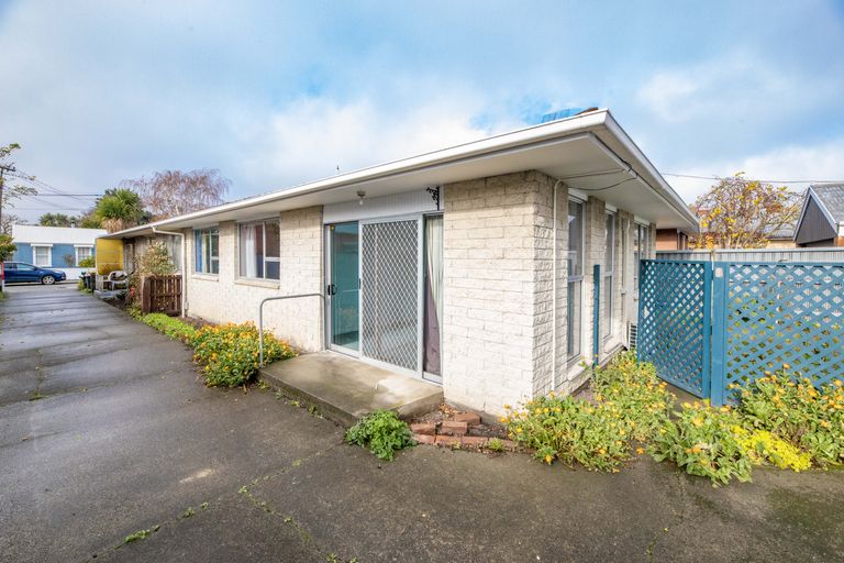 Photo of property in 2/11 Gilby Street, Linwood, Christchurch, 8011