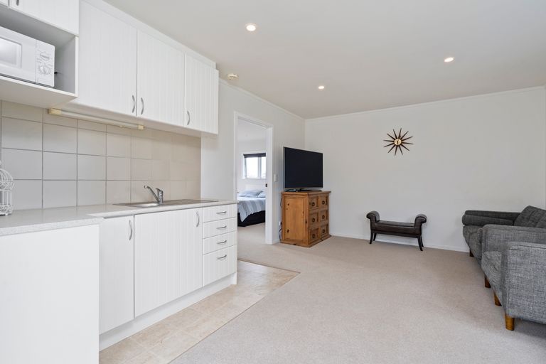 Photo of property in 35 Hall Road, Kerikeri, 0230