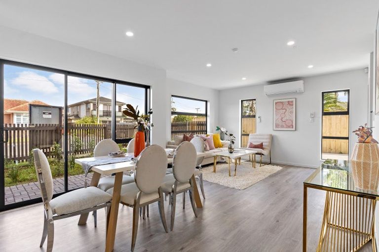 Photo of property in 36a Sunnyside Crescent, Papatoetoe, Auckland, 2025