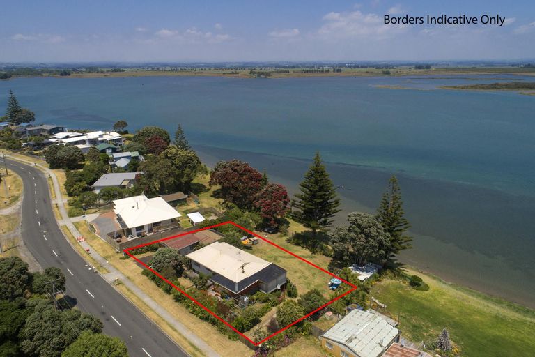 Photo of property in 684 Pukehina Parade, Pukehina, Te Puke, 3189