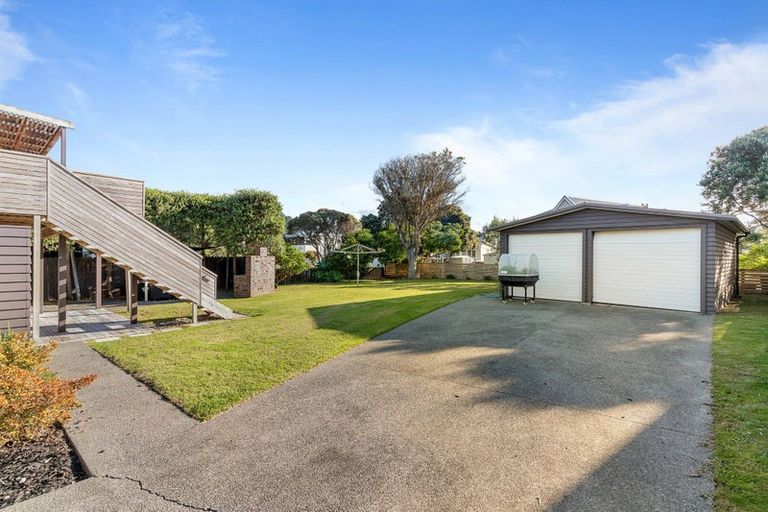 Photo of property in 107 Tangaroa Road, Whangamata, 3620