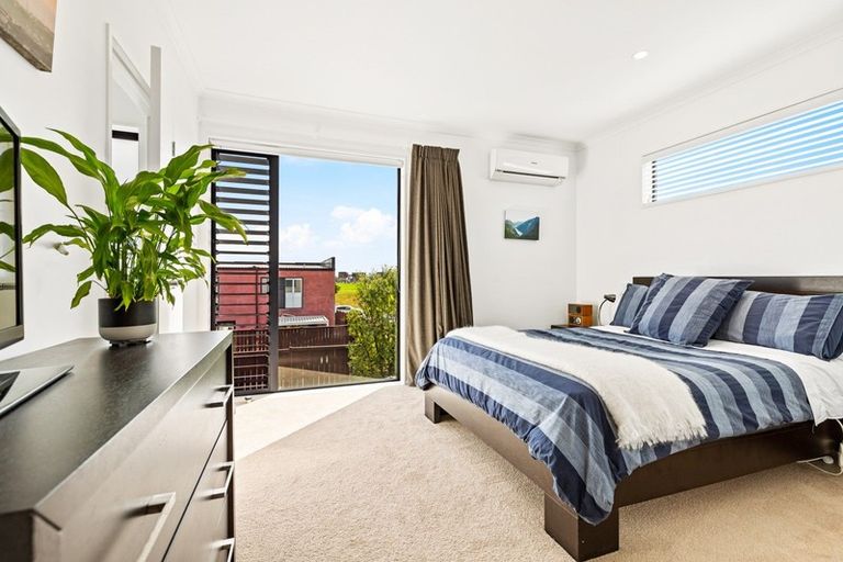 Photo of property in 22 Flounder Road, Hobsonville, Auckland, 0616