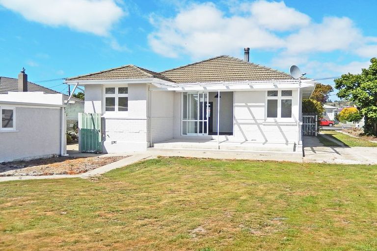 Photo of property in 32 Balmoral Street, Oamaru North, Oamaru, 9400