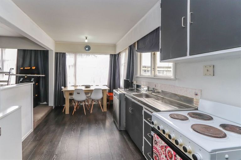 Photo of property in 29 Rimu Street, Inglewood, 4330