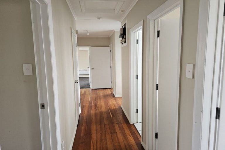 Photo of property in 33 Awarua Street, Elsdon, Porirua, 5022