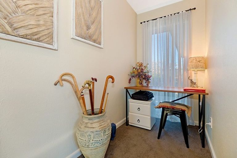 Photo of property in 16 Donegal Street, Belfast, Christchurch, 8051