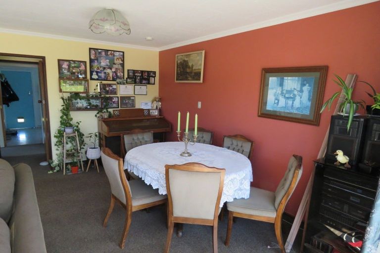 Photo of property in 17 Ngahue Crescent, Carters Beach, Westport, 7825