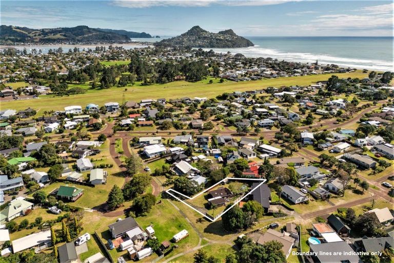 Photo of property in 13 Coronation Row, Pauanui, Hikuai, 3579