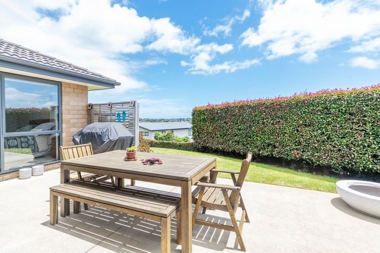 Photo of property in 26 Tokerau Crescent, Pukekohe, 2120