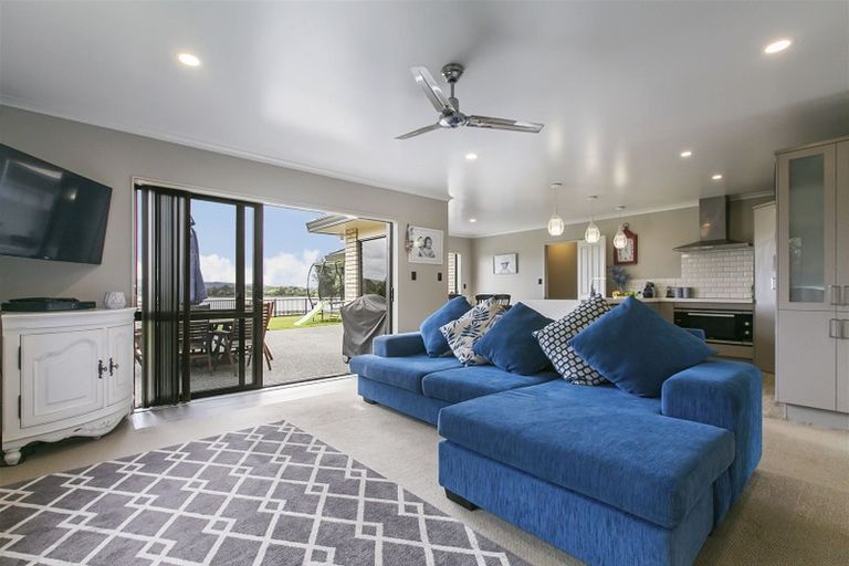 Photo of property in 26 Waione Court, Takanini, 2112