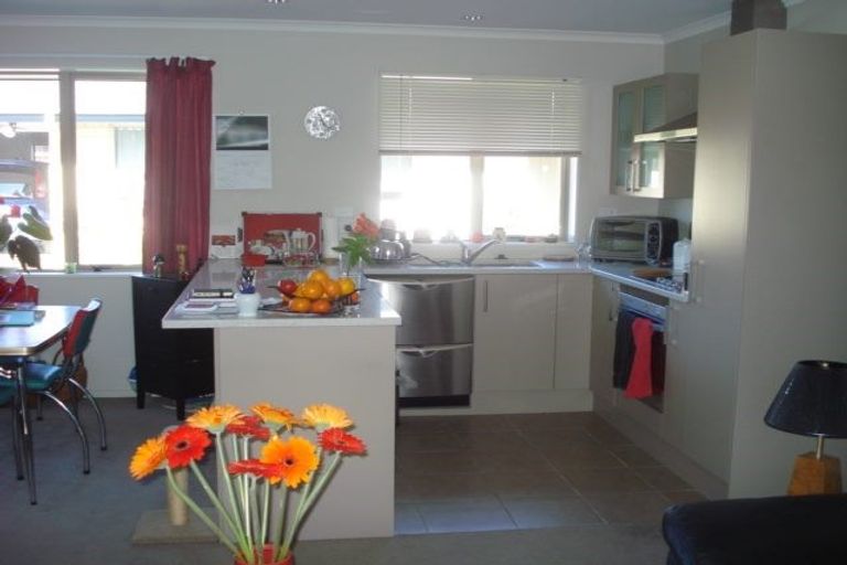 Photo of property in 2/28 Ravenna Street, Avonhead, Christchurch, 8042