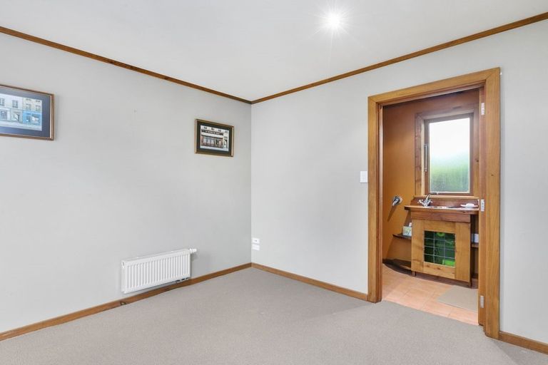 Photo of property in 32 Bath Street, Brighton, Dunedin, 9035
