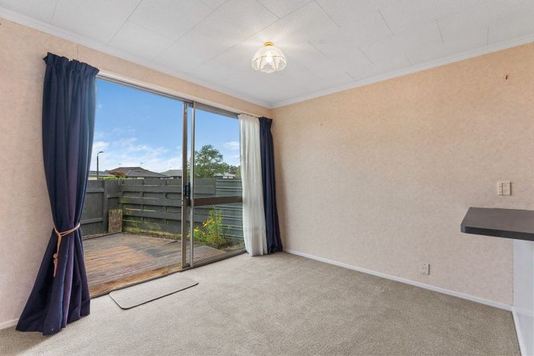 Photo of property in 10 Meadowbrook Drive, Cloverlea, Palmerston North, 4412
