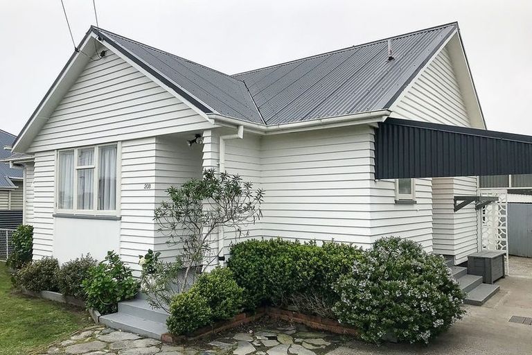 Photo of property in 208 Park Street, Hokitika, 7810