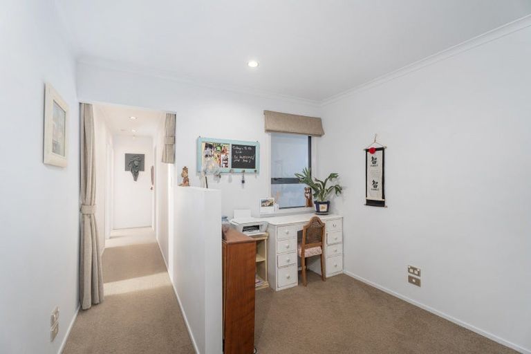 Photo of property in 18 Ringwood Place, Whitianga, 3510