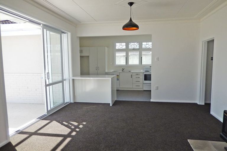 Photo of property in 32 Balmoral Street, Oamaru North, Oamaru, 9400
