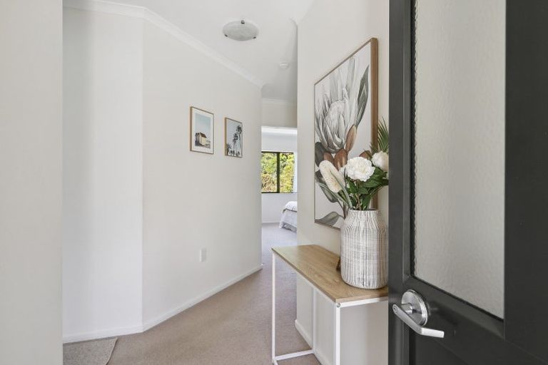 Photo of property in Redwood Village, 31/42 Main Road, Tawa, Wellington, 5028