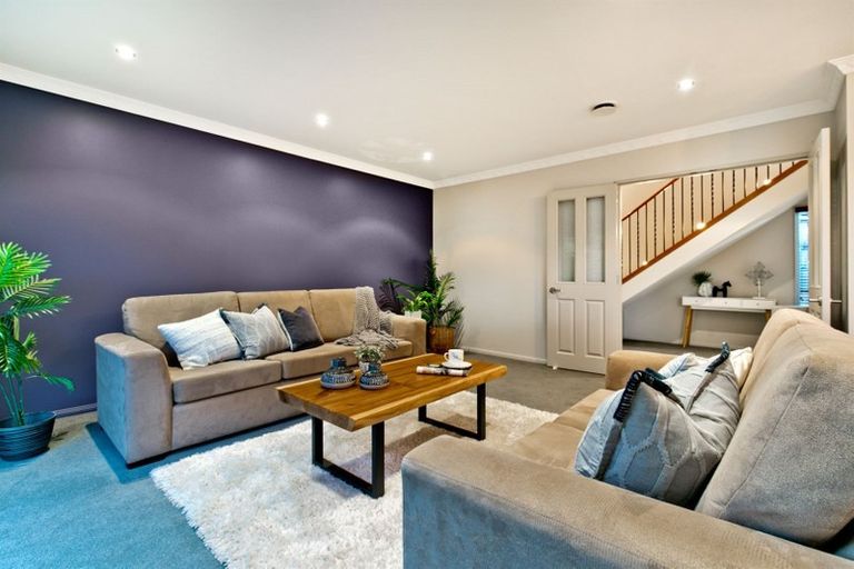 Photo of property in 41 Sapperton Drive, Henderson, Auckland, 0612