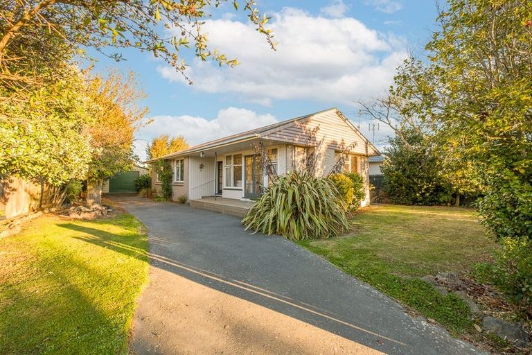 Photo of property in 35 Landy Street, Dallington, Christchurch, 8061