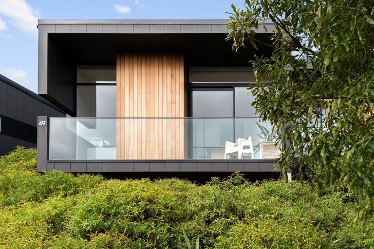 Photo of property in 49 Avon Street, Island Bay, Wellington, 6023