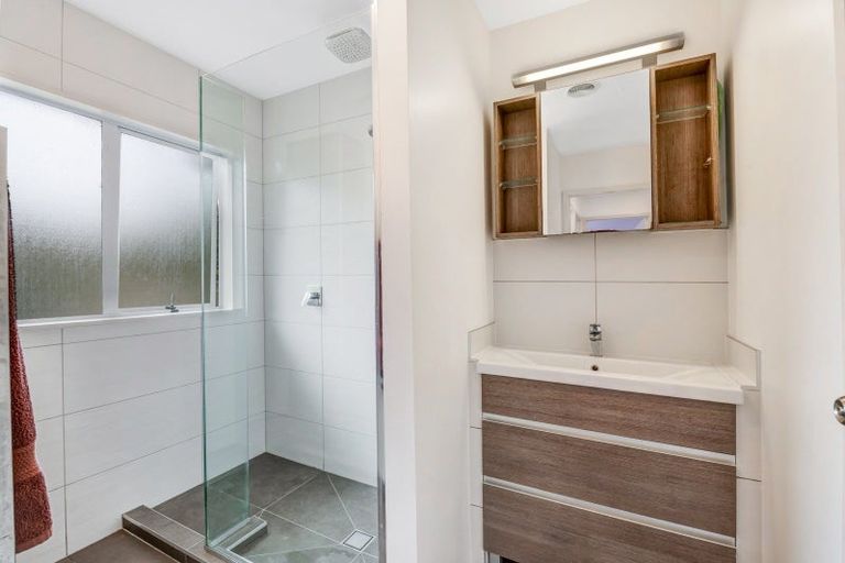 Photo of property in 29 Shadon Place, Stanmore Bay, Whangaparaoa, 0932