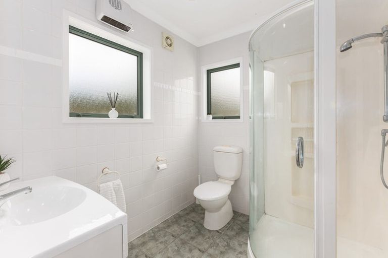 Photo of property in 12 Bowsprit Way, Whitby, Porirua, 5024