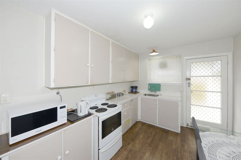 Photo of property in 3/27 Oxley Avenue, St Albans, Christchurch, 8014