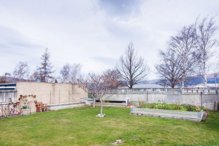 Photo of property in 27 Antimony Crescent, Cromwell, 9310