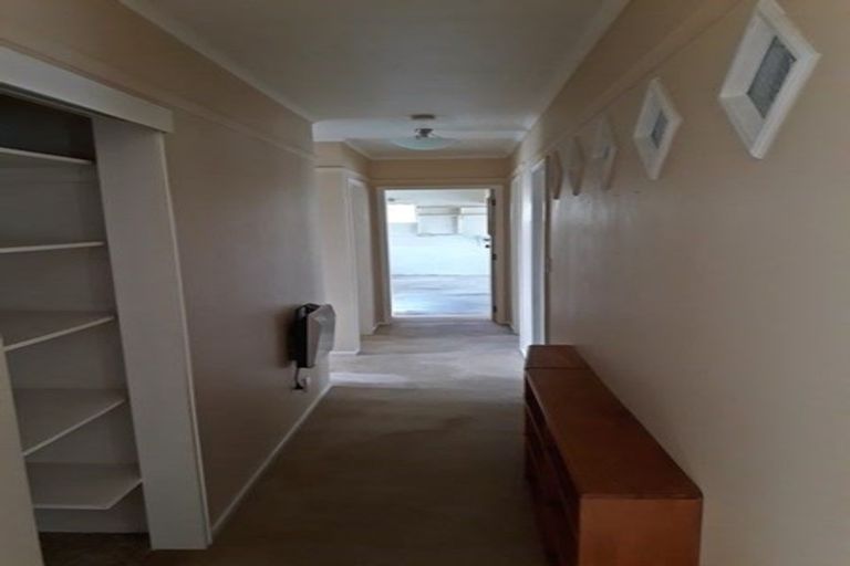 Photo of property in 1 Paul Place, Awapuni, Palmerston North, 4412