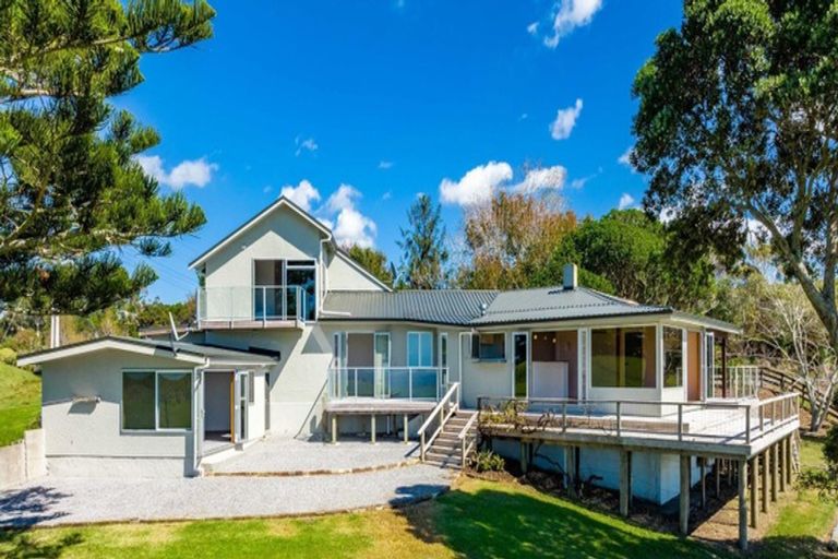 Photo of property in 211 Doctors Hill Road, Ruakaka, Waipu, 0582