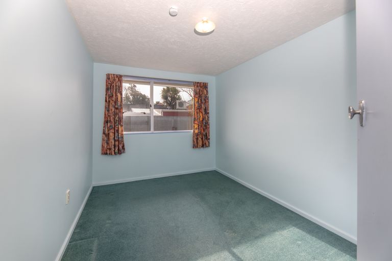 Photo of property in 2/11 Gilby Street, Linwood, Christchurch, 8011