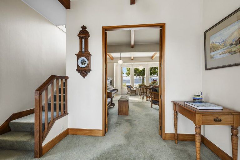 Photo of property in 51 Awa Road, Karaka Bays, Wellington, 6022