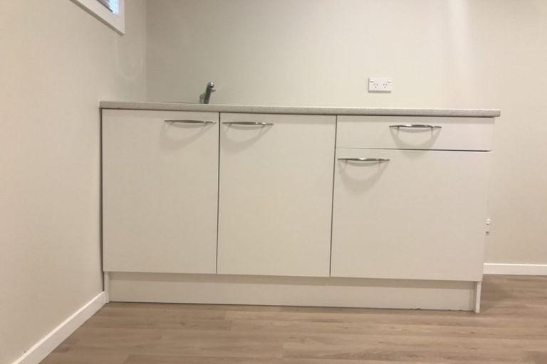 Photo of property in 35 Puketapu Road, Taradale, Napier, 4112