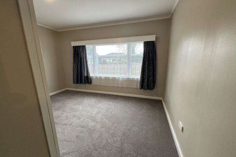 Photo of property in 19 Aorangi Road, Bryndwr, Christchurch, 8053