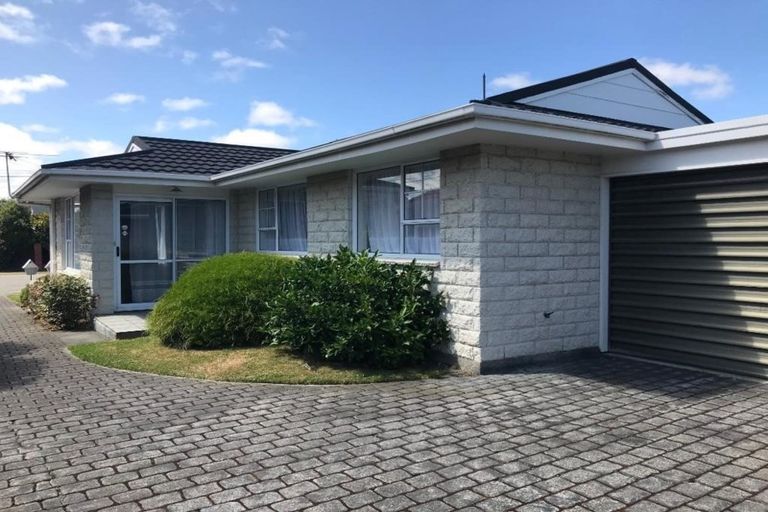 Photo of property in 1/9 Nortons Road, Avonhead, Christchurch, 8042