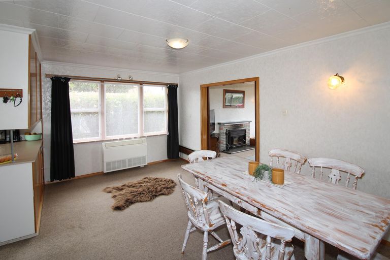 Photo of property in 25 Taverner Street, Carterton, 5713