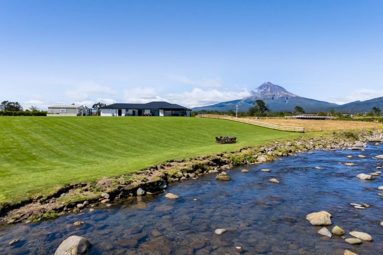 Photo of property in 90 Peters Road, Kaimiro, 4371