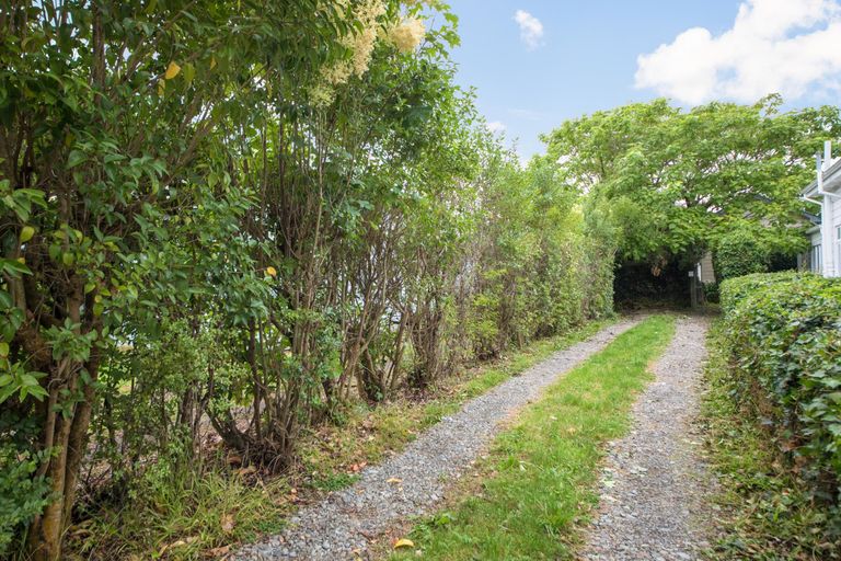 Photo of property in 6b Rolleston Street, Hokowhitu, Palmerston North, 4410