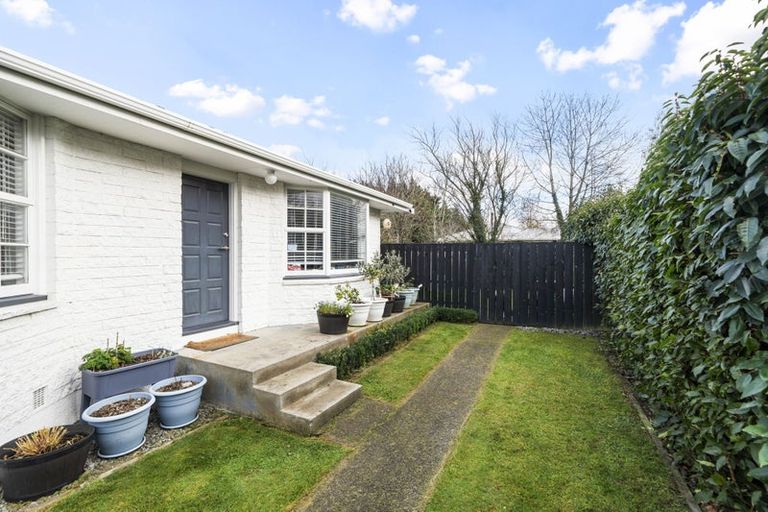 Photo of property in 2/385 Withells Road, Avonhead, Christchurch, 8042