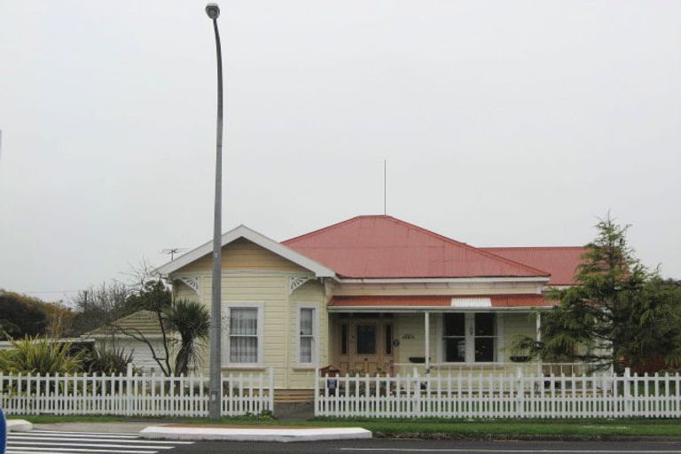 Photo of property in 19 Cracroft Street, Waitara, 4320