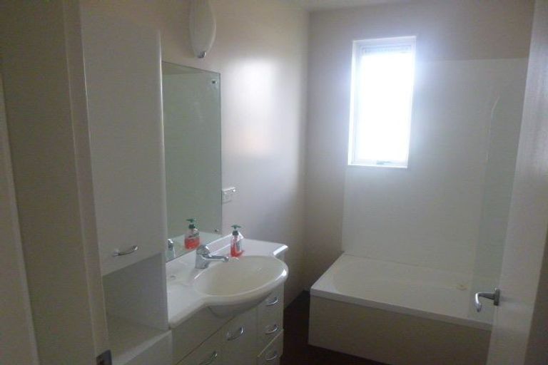 Photo of property in 4c The Quadrant, Miramar, Wellington, 6022