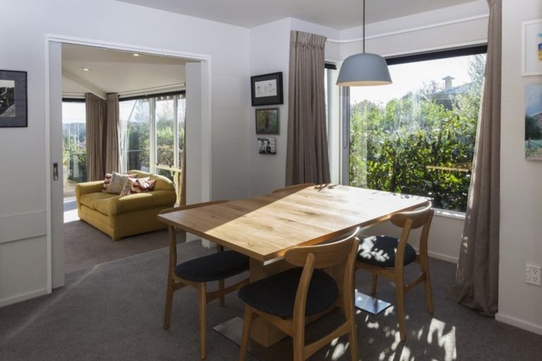 Photo of property in 8 Rhodesvale Terrace, Cashmere, Christchurch, 8022