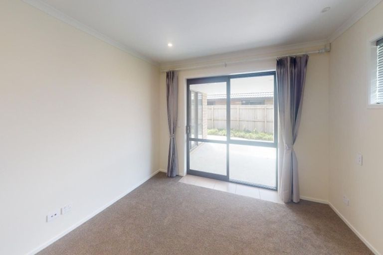 Photo of property in 30 Silicon Way, Fitzherbert, Palmerston North, 4410