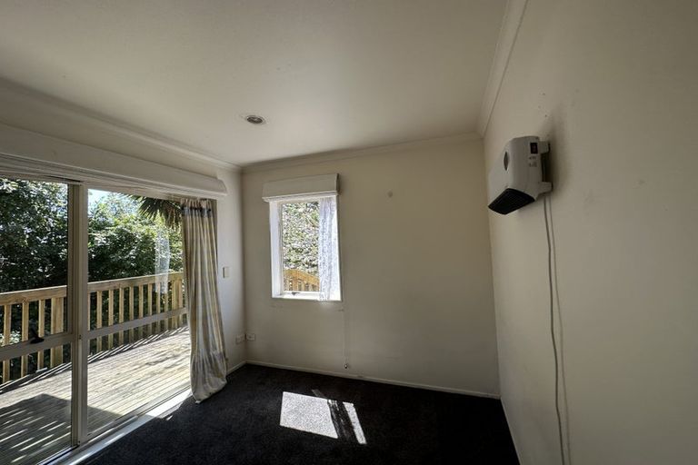 Photo of property in 15a Commissariat Road, Mount Wellington, Auckland, 1060