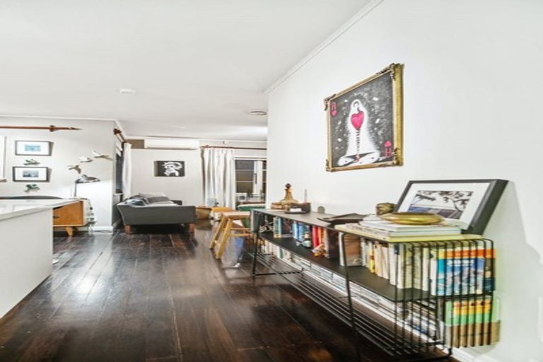 Photo of property in 53 Kurahaupo Street, Orakei, Auckland, 1071