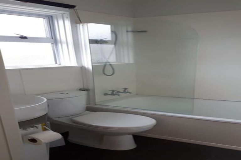 Photo of property in 3/1104 Heretaunga Street East, Parkvale, Hastings, 4122