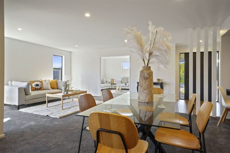 Photo of property in 10 Pierce Street, Marshland, Christchurch, 8083
