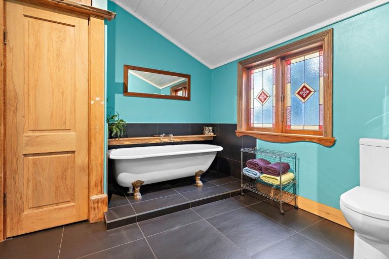 Photo of property in 63 Brandon Street, Featherston, 5710