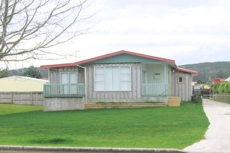 Photo of property in 126 Lincoln Road, Whangamata, 3620